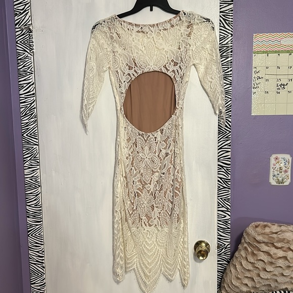 White lace bodycon dress - Picture 3 of 5